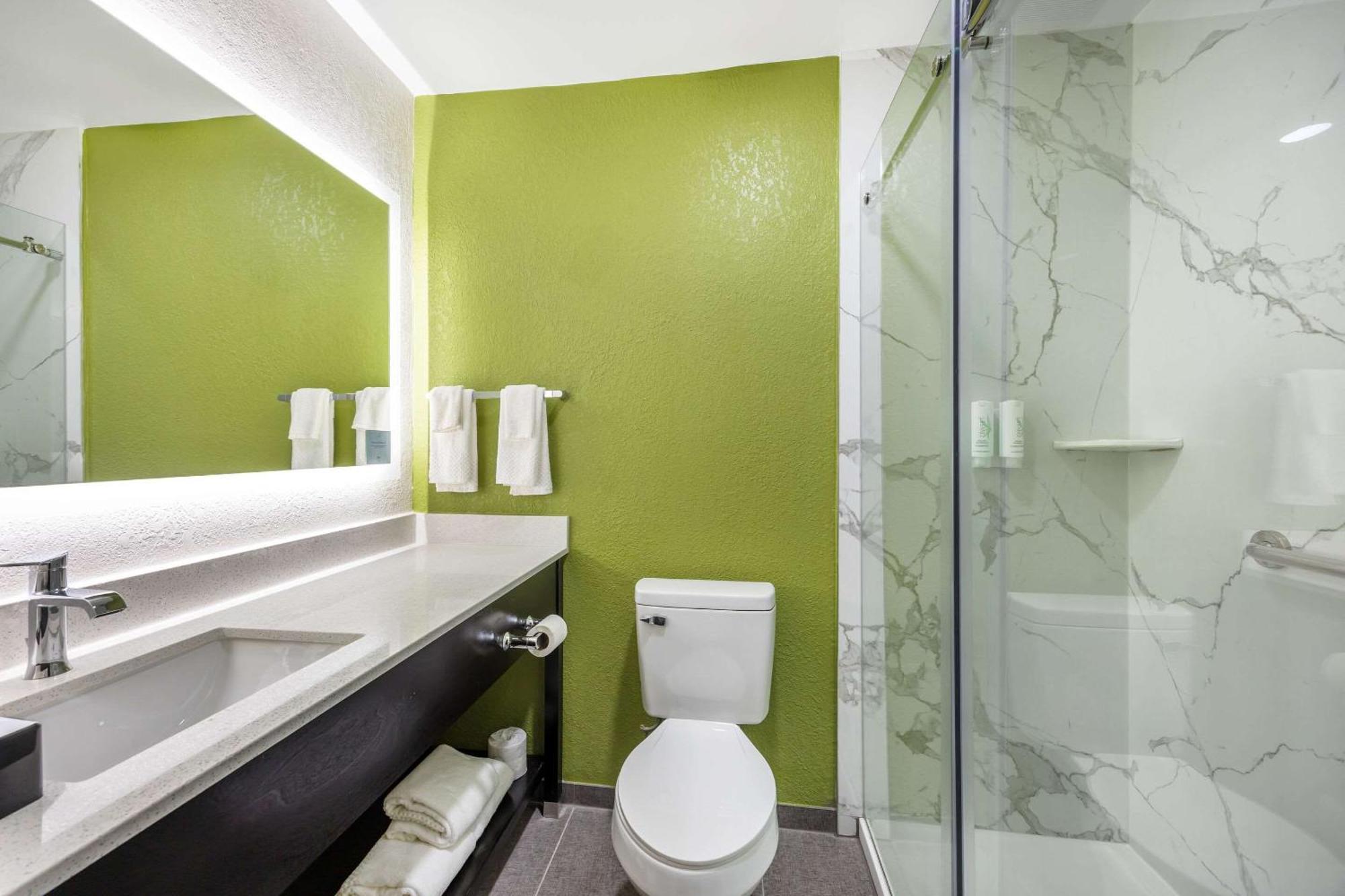 Sleep Inn & Suites Salina I-135 Экстерьер фото