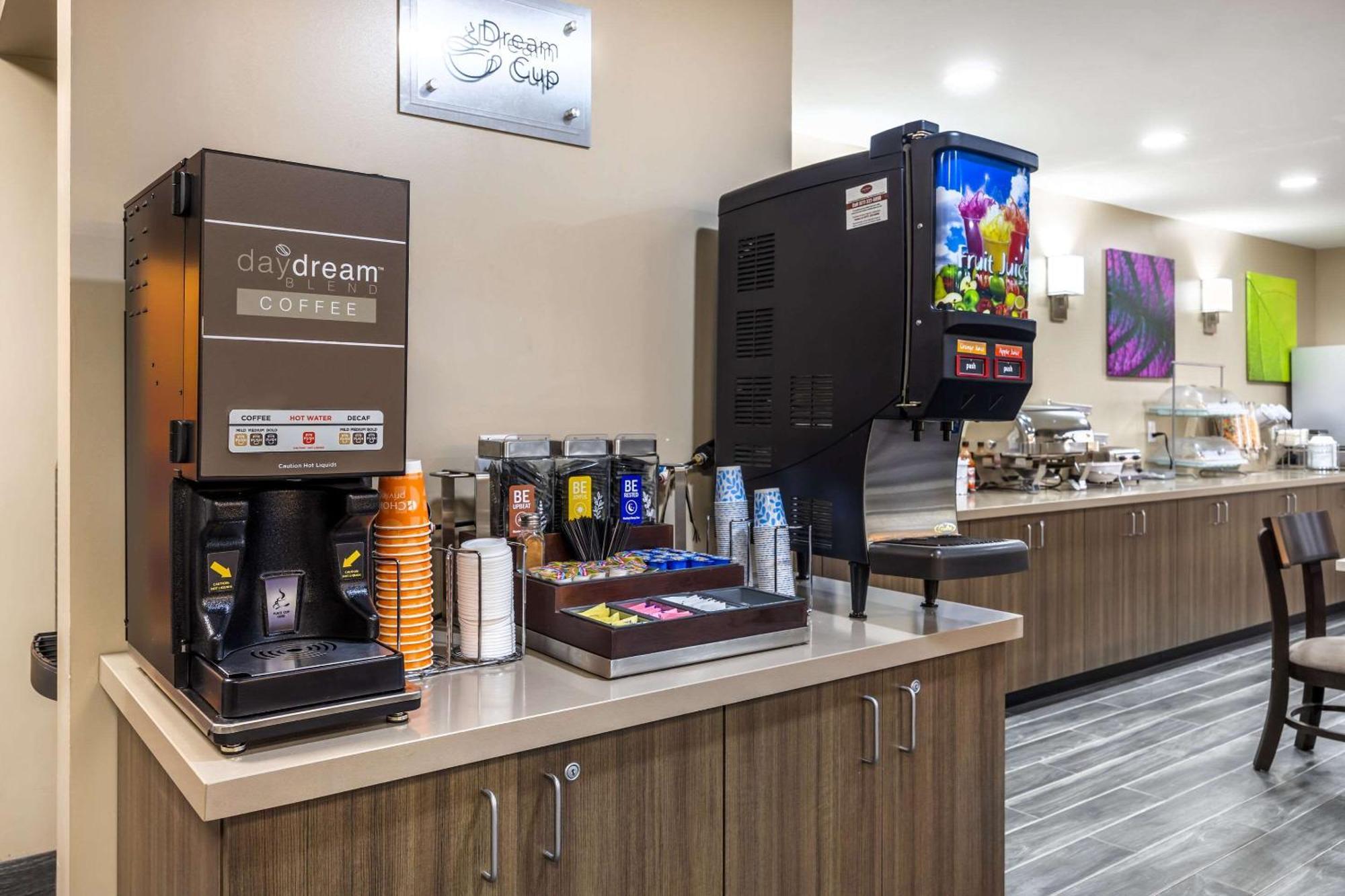 Sleep Inn & Suites Salina I-135 Экстерьер фото