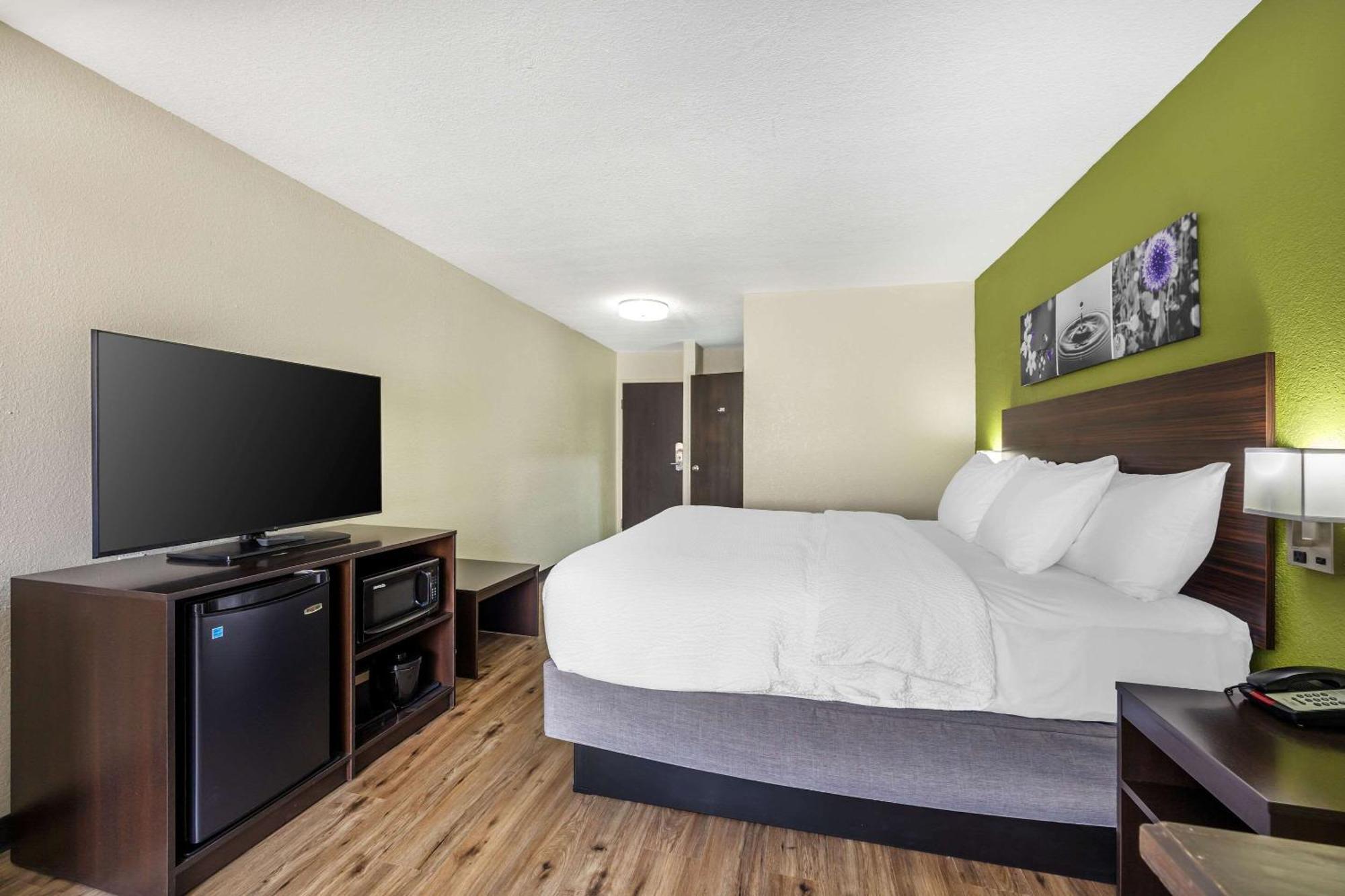 Sleep Inn & Suites Salina I-135 Экстерьер фото