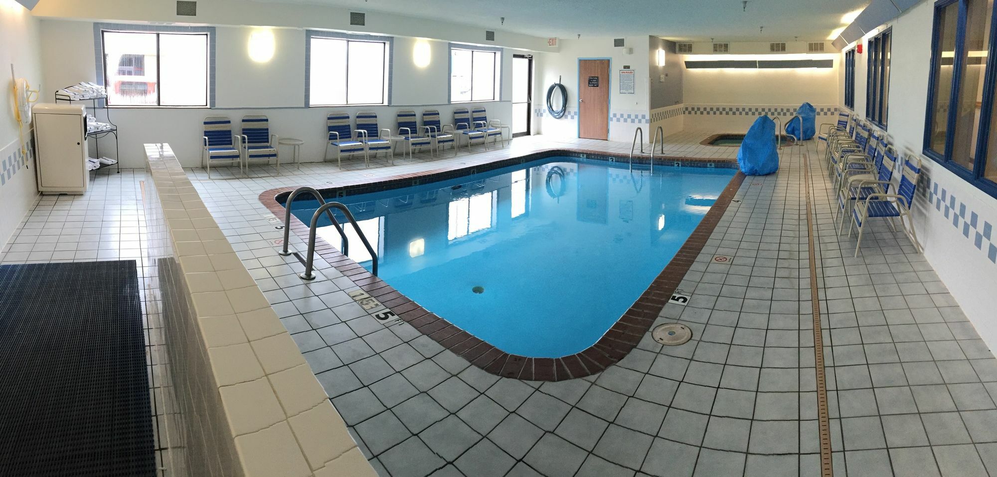 Sleep Inn & Suites Salina I-135 Экстерьер фото